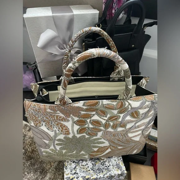 🎉🎁🎁🥳🍁🍂✨Shein Fall 🍁🍂Tote Bag Zipper Closure Top✨Preloved cond - Picture 5 of 11